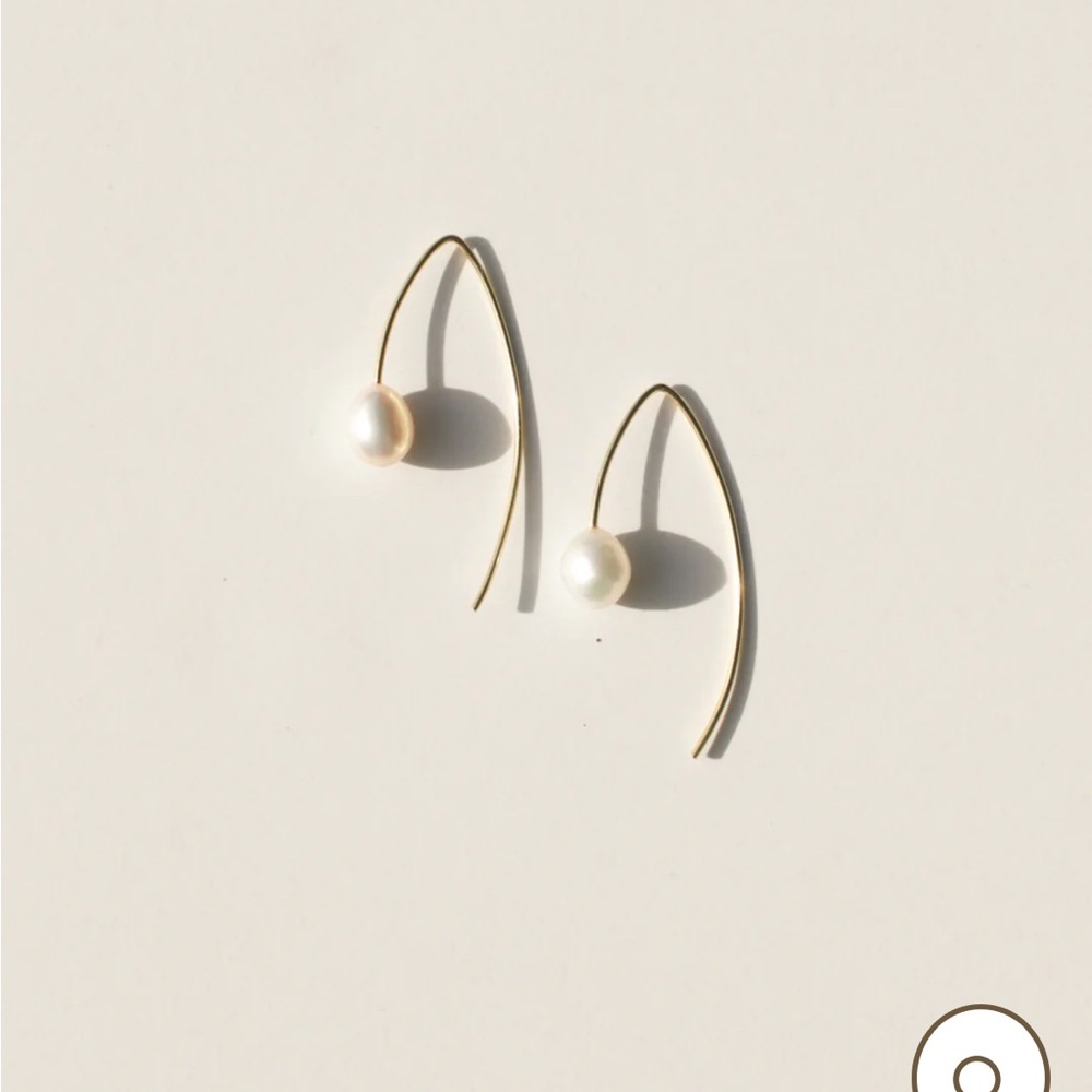Rover & Kin pearl threader earrings